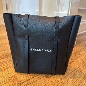 Balenciaga XS Back Everyday Tote